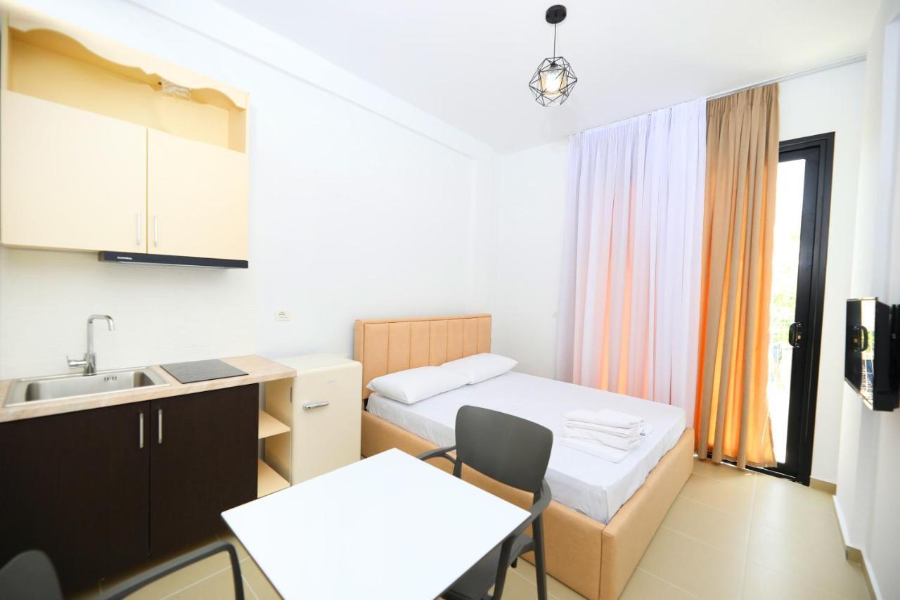 Vila S&S Vlorë Exterior foto